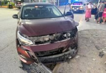 Choque entre vehículos de DiDi deja daños en Los Fresnos