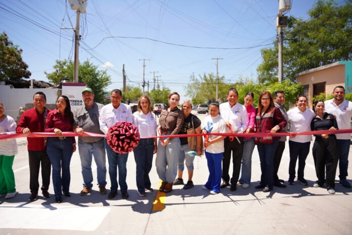 Carmen Lilia Canturosas entrega obras viales en Los Olivos