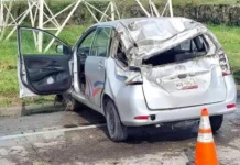 Conductor vuelca en el Bulevar de los Ríos y termina hospitalizado