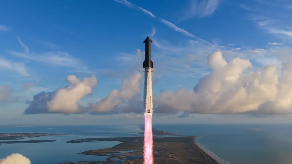 Starship de SpaceX alcanza por primera vez la órbita pese a una falla de motor
