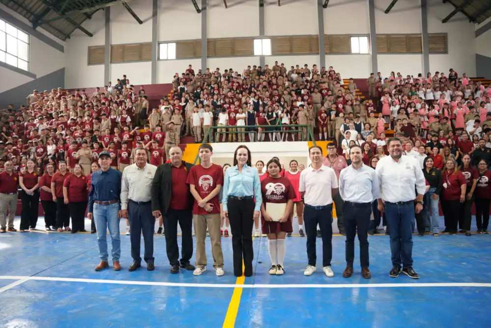 Carmen Lilia recupera 80 años de historia: entrega renovado el Gimnasio Escuadrón 201