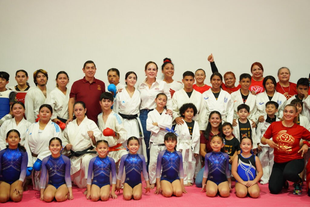 El Gobierno Municipal encabezado por Carmen Lilia Canturosas también respalda a atletas locales mediante becas y programas de impulso al talento deportivo.