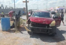 Accidente en Nuevo Laredo deja dos jóvenes en motocicleta heridos