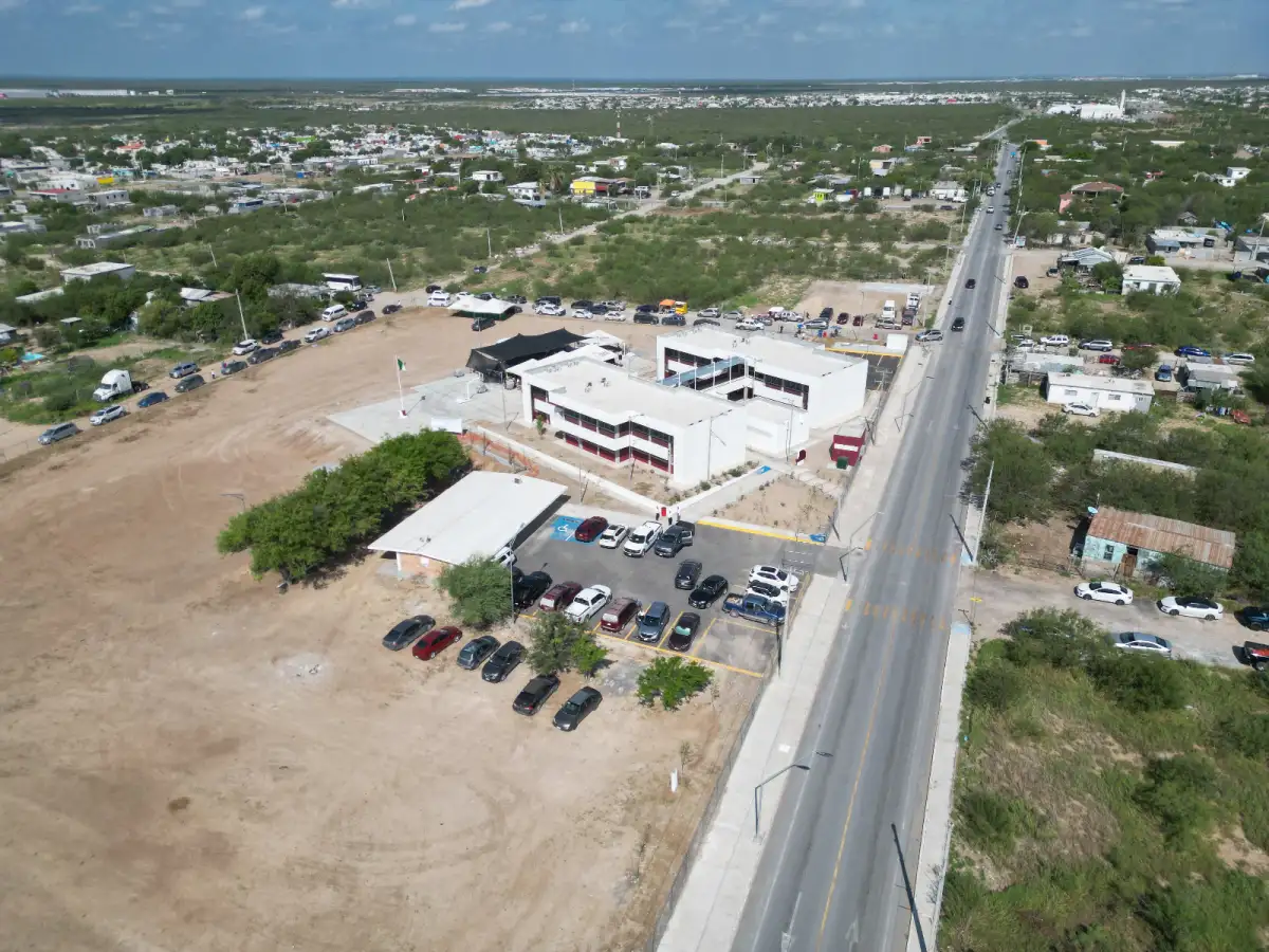 Inauguran gobernador Américo Villarreal y alcaldesa Carmen Lilia Canturosas nueva primaria en El Progreso