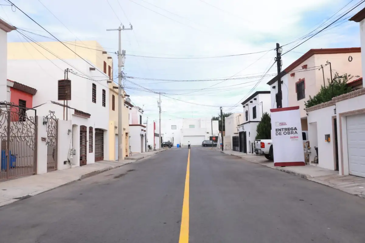 Carmen Lilia mejora vialidades en tres colonias