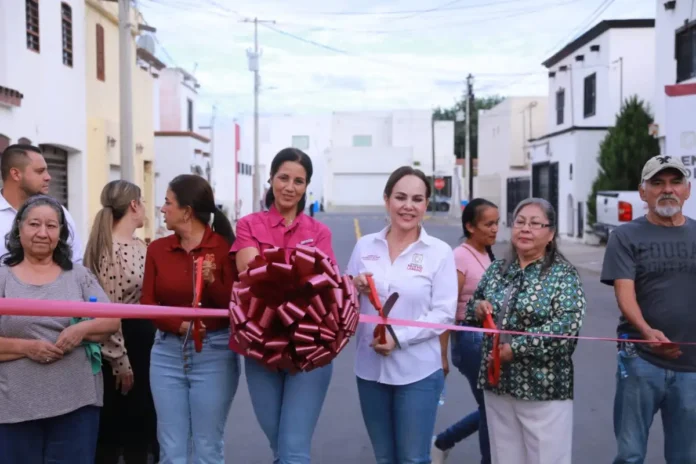 Carmen Lilia mejora vialidades en tres colonias