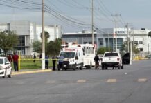 Fallece chofer mientras conducía transporte de personal