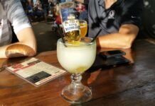 Restauranteros van por licencias de alcohol más baratas en Tamaulipas